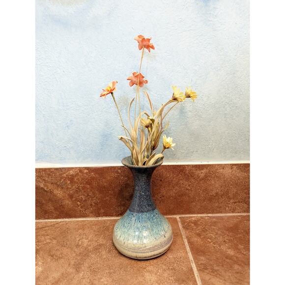 Vintage Pottery Vase Artist Signed Blue Glaze Minimalist Avant Garde Decor - Picture 6 of 7